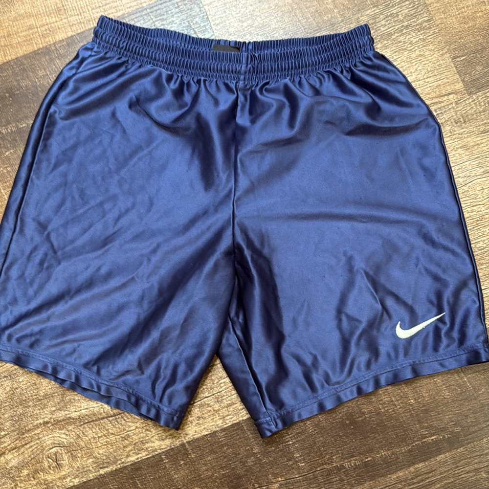 Nike Athletic shorts Lrg Boys (14-16)